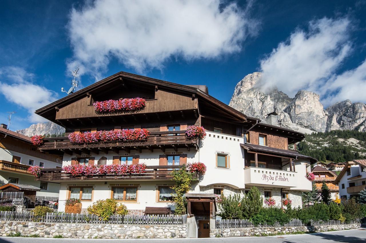 ホテル Garni Piz Da L'Ander コルヴァーラ・イン・バディーア エクステリア 写真